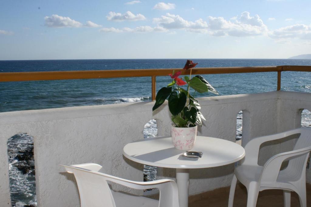 Blue Bay Apartments خيرسونِسوس الغرفة الصورة