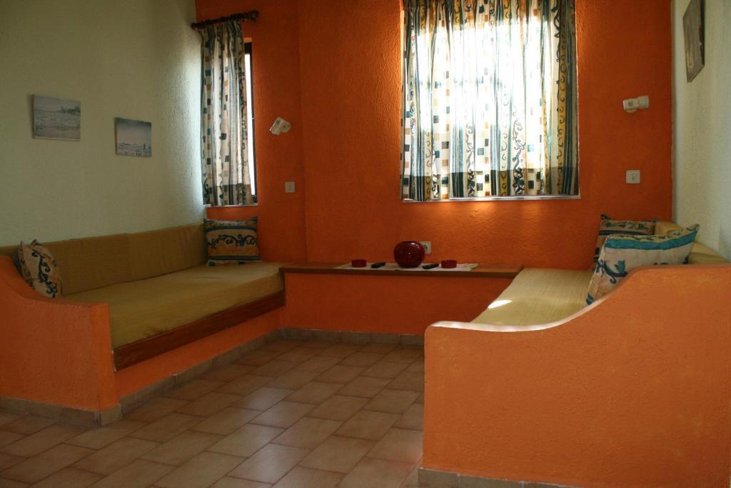 Blue Bay Apartments خيرسونِسوس الغرفة الصورة