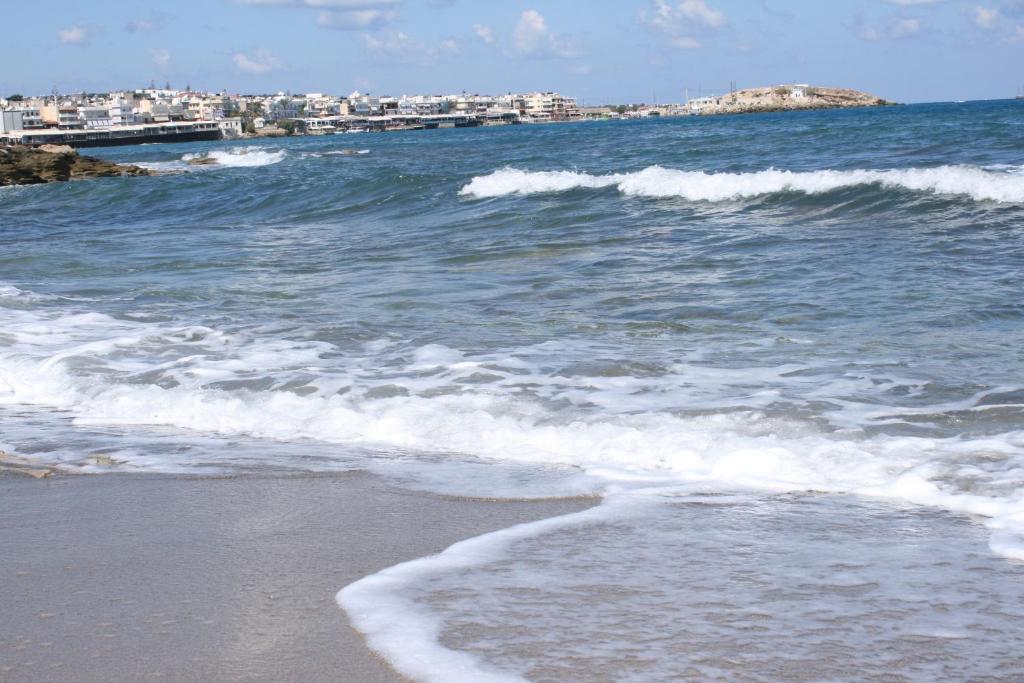 Blue Bay Apartments خيرسونِسوس الغرفة الصورة